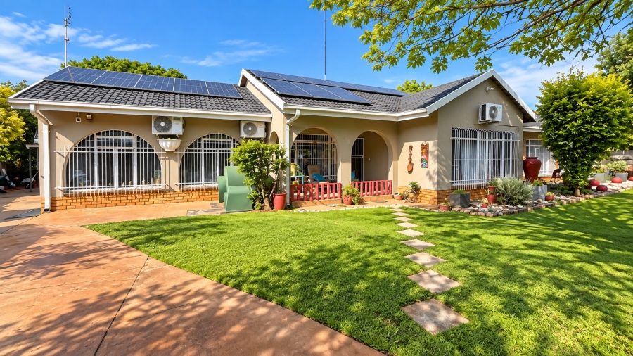 3 Bedroom Property for Sale in Flamwood North West